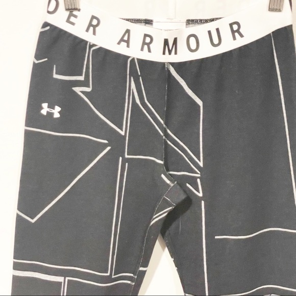 Under Armour Womens XS Black Abstract Geometric Print Athletic Workout Legging - Picture 2 of 3
